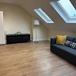 London 1 Bed Beautiful Apartment Nw2